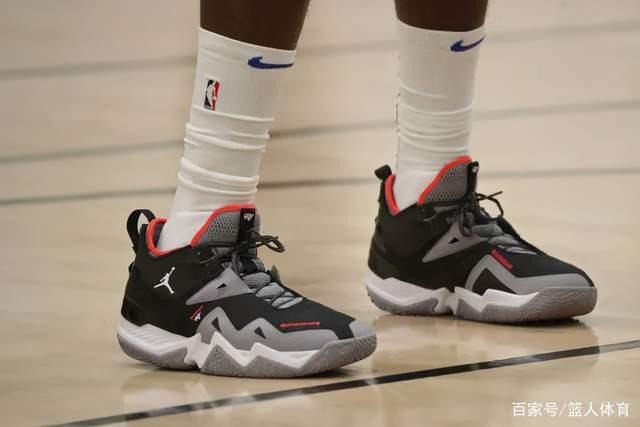 NBA季前赛-威少首秀12+4+8 掘金不敌凯尔特人